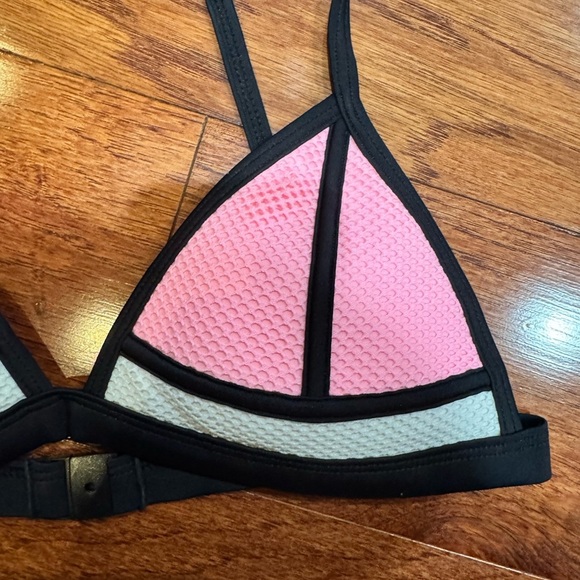 Triangl Swimwear Pink and Black Bikini Top - Picture 2 of 4